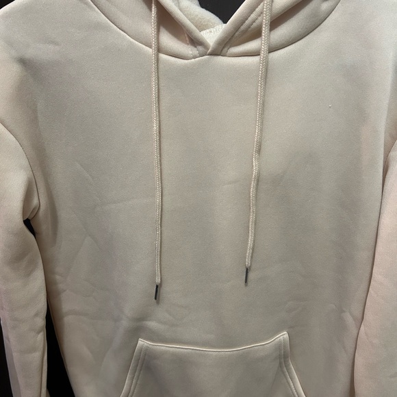 Tan sweatshirt warm on the inside - Picture 4 of 4